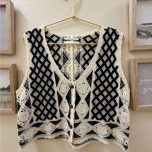 Anthropologie Black & Cream Crochet Pattern Vest